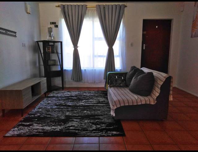 3 BEDROOM DUPLEX FOR SALE IN SUMMER GREENS